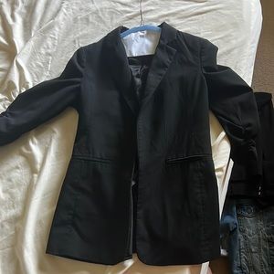 Black michael kors blazer ruched detail on sleeves! Size small